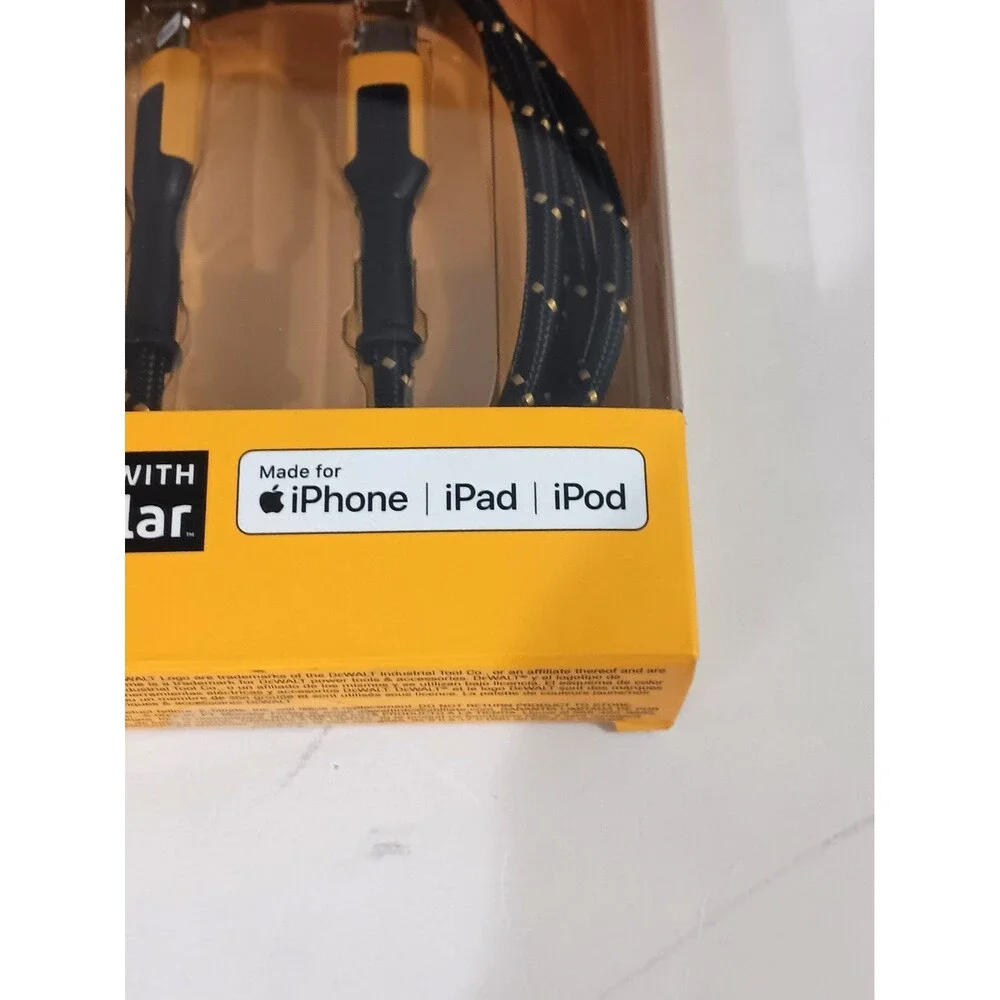 DeWalt Type C Reinforced Braided Cable For iPhone/iPad/iPod 4ft #DXMA1311357